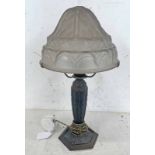 EARLY 20TH CENTURY ART DECO STYLE TABLE LAMP ON SHAPED METAL STAND WITH MOULDED GLASS SHADE