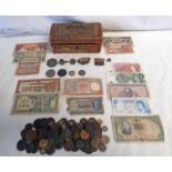 SELECTION OF VARIOUS COINS & BANKNOTES TO INCLUDE 1694 WILLIAM & MARY HALFPENNY,