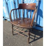 19TH/20TH CENTURY OAK CHAIR ON TURNED SUPPORTS