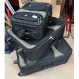 3 GRADUATED MATCHING SUITCASES