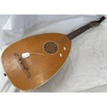 MID 20TH CENTURY LUTE