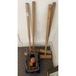 4 CROQUET MALLETS WITH ACCESSORIES