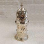 LARGE SILVER SUGAR CASTOR WITH SWIRLED DECORATION BY NATHAN & HAYES CHESTER 1904 - 17CM TALL,