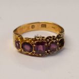 15CT GOLD 5-STONE AMETHYST RING WITH FOLIATE ENGRAVED MOUNT, STONE MISSING - 2.
