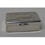 19TH CENTURY CHINESE SILVER SNUFF BOX WITH FOLIATE DECORATION & 2-CHARACTER MARK - 5.