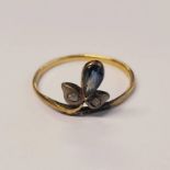 GOLD SAPPHIRE & DIAMOND RING,