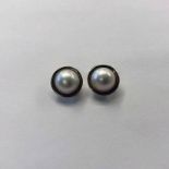 PAIR GOLD MABE STYLE PEARL EAR CLIPS