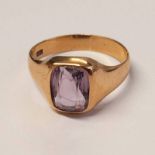 8CT GOLD AMETHYST SET RING - 3.3G Condition Report: Ring size: Q. Stamped 333.