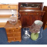PINE 3 DRAWER BEDSIDE CHEST, DECORATIVE TABLE LAMP,