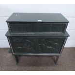 JOTUL 118 GREEN ENAMELLED CAST IRON STOVE WITH DECORATIVE PANEL TO SIDE 78 CM TALL X 82 CM LONG