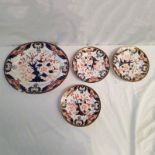 3 DERBY IMARI PATTERN PLATES & 1 OTHER LARGER IMARI PATTERN PLATE