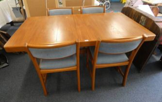 21ST CENTURY TEAK EXTENDING DINING TABLE WITH 2 PULL-OUT TAMBOUR LEAVES & SET OF 4 TEAK CHAIRS