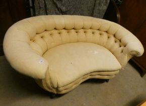 19TH CENTURY OVERSTUFFED BUTTON BACK 2 SEATER SETTEE WITH SHAPED SEAT ON TURNED SUPPORTS