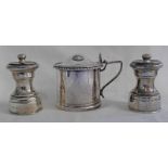 SILVER DRUM MUSTARD POT, LONDON 1963 & PAIR OF SILVER PEPPER MILLS,