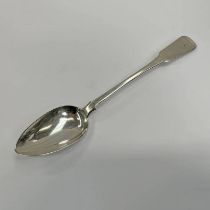 GEORGE IV SCOTTISH SILVER FIDDLE PATTERN SERVING SPOON BY PETER GRIERSON,