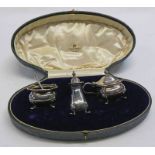 CASED 3 PIECE SILVER CRUET SET WITH BLUE GLASS LINERS BY MAPPIN & WEBB BIRMINGHAM 1918