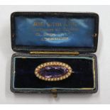 EARLY 20TH CENTURY 15CT GOLD PEARL & AMETHYST SET BROOCH,