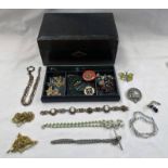 LEATHER JEWELLERY BOX & CONTENTS TO INCLUDE FILIGREE CAMEO BRACELET, FLORAL BEAD NECKLACE ETC.