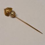 9CT GOLD REGIMENTAL STICK PIN IN THE FORM OF A FLAMING GRENADE - 1.