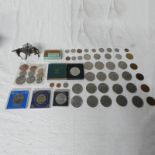 SELECTION OF VARIOUS COINAGE TO INCLUDE 16 X UK COMMEMORATIVE CROWNS, 5 X 1976 US DOLLARS,