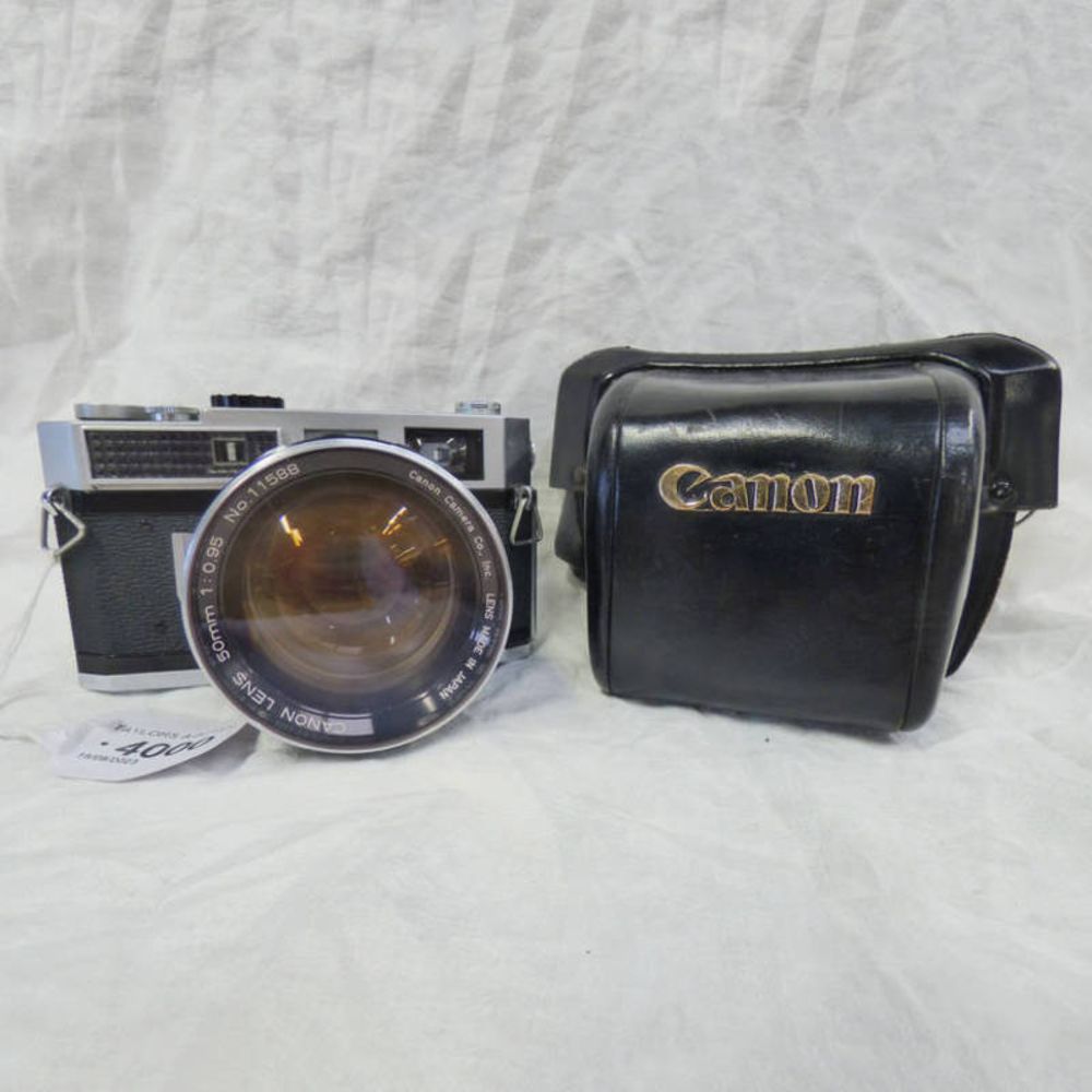 Collectors Sale: Cameras, Toys & Trains
