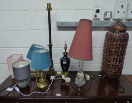 GOOD SELECTION OF TABLE LAMPS TO INCLUDE MIDDLE EASTERN STYLE LAMP,