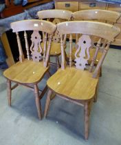 SET OF 4 PINE KITCHEN CHAIRS ON TURNED SUPPORTS