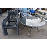 METAL CIRCULAR GARDEN TABLE WITH GLASS INSET TOP & SET OF 4 ARMCHAIRS.