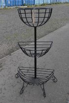 METAL WIREWORK PLANT STAND WITH 3 GRADUATED TIERS 109.