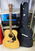 YAMAHA F310 ACOUSTIC GUITAR WITH SOFT TRAVEL BAG