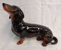 LARGE BESWICK DACSHUND