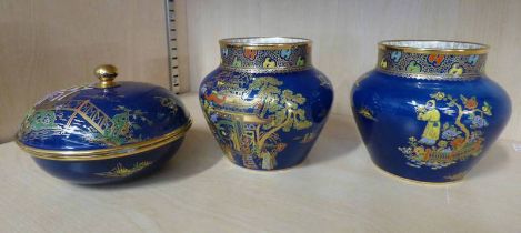 PAIR OF CARLTON WARE CHINOISERIE PATTERN LUSTRE VASES - 10CM TALL AND LIDDED BOWL