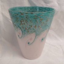 MONART GREEN & WHITE GLASS VASE WITH GOLD FLECKS 19CM TALL