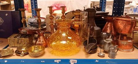 2 PAIRS OF BRASS CANDLESTICKS, COPPER KETTLE & BOILER, CRUSIE LAMP, BRASS PARAFFIN LAMP & SHADE,