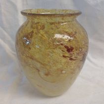 GOLD & YELLOW MONART GLASS VASE, 17 CM TALL Condition Report: Good condition.