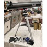 BUSHNELL VOYAGER TELESCOPE ON STAND WITH ACCESSORIES