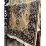 MIDDLE EASTERN RUG 135 CM X 200 CM