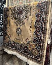 MIDDLE EASTERN RUG 135 CM X 200 CM