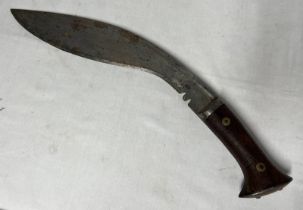 WW2 1943 PIONEER CALCUTTA KUKRI WITH 33 CM LONG BLADE WITH MARKINGS AND ITS TWO PIECE WOOD GRIP,