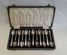 CASED SET OF 12 SILVER TEASPOONS,