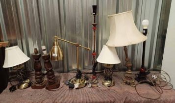 ADJUSTABLE METAL TABLE LAMP,