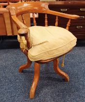 20TH CENTURY MAHOGANY SWIVEL DESK ARMCHAIR ON 4 SPREADING SUPPORTS