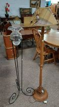 PINE STANDARD LAMP WITH CIRCULAR BASE & METAL STAND WITH GLASS VASE Condition Report: