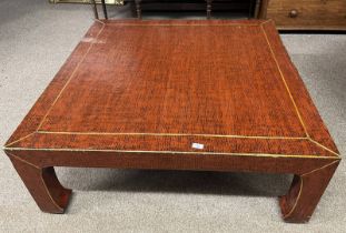 LARGE CHINESE RED LACQUER COFFEE TABLE ON SQUARE SUPPORTS - 121 X 121 CM