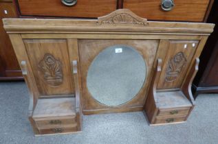 EARLY 20TH CENTURY WALNUT WALL HANGING DRESSING MIRROR WITH CENTRALLY SET OVAL MIRROR FLANKED EACH