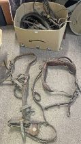 SELECTION OF HORSE TACKLE TO INCLUDE LEATHER COLLARS, MOUTH PIECES, EYE COVERS,