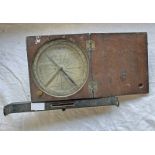EARLY 19TH CENTURY ROAD / RAILWAY BUILDERS INCLINOMETER WITH SILVERED COMPASS DIAL IN MAHOGANY CASE
