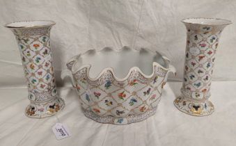 PAIR OF PORCELAIN ROYALE VASES WITH FLORAL PATTERN, 22CM,