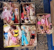 SELECTION OF VARIOUS BARBIE & SIMILAR DOLLS