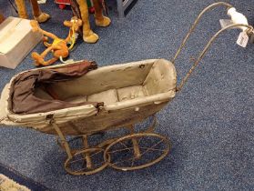 DOLLS PRAM